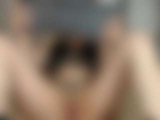 MiaFox03's Live Sex Cam Show