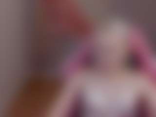 Live cam show with Molly-snow - Blonde Hair Petite on Camsoda