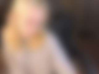 Live cam show with Molly-snow - Erotic Dance on livesuperchat.net