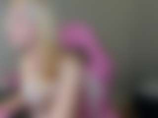 Live cam show with Molly-snow - Upskirt on Camiplay Live