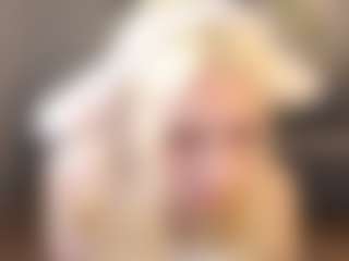 Live cam show with Molly-snow - Upskirt on googirlz