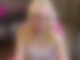 Live cam show with Molly-snow - Moaning on SinfulBabes