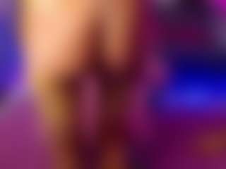 Live cam show with Skinny-Nally - Blonde Hair on Camsoda