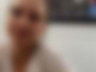 Live cam show with VanGiardino - Brown Hair on eurowanks.com