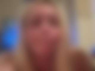 Live cam show with WinnieWhimsical - American MILF on SpankPalCams | united states