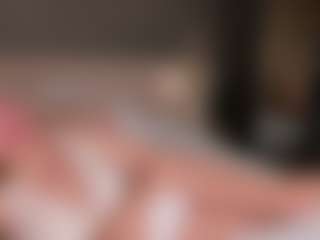 Live cam show with alicesweetiie - Middle Aged on SquirtSoMuch