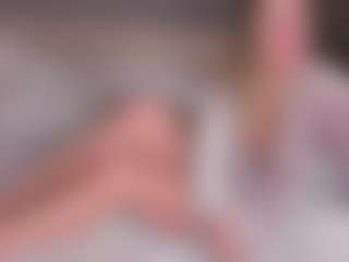 Live cam show with alicesweetiie - Gamer MILF on Camsoda