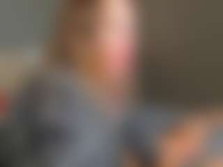 Live cam show with alicesweetiie - Sweet on Lustler