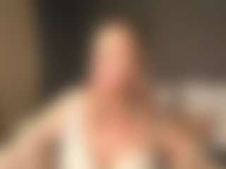 alicesweetiie's Live Sex Cam Show