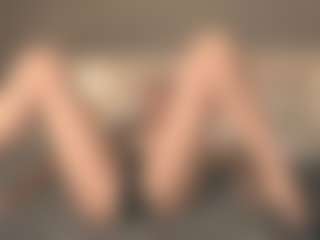 Live cam show with alicesweetiie - Oil on LiveSexCams6