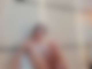 Live cam show with Anabella-Scot - Ride Torso on Uber Horny