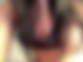 Live cam show with BettyannEbbing - Smoking on Camsoda