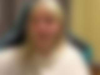 CaroleeOverall's Live Sex Cam Show