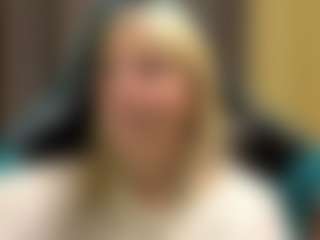 CaroleeOverall's Live Sex Cam Show