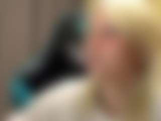 Live cam show with CaroleeOverall - Blonde Hair Amateur on Camsoda Late Night