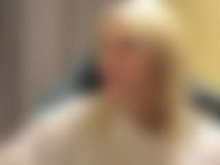 CaroleeOverall's Live Sex Cam Show