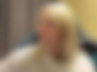Live cam show with CaroleeOverall - New Shaved Pussy on Camsoda