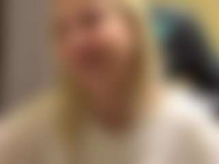CaroleeOverall's Live Sex Cam Show