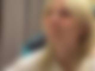 CaroleeOverall's Live Sex Cam Show
