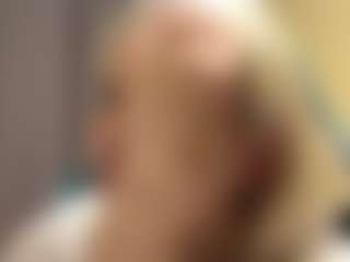 CaroleeOverall's Live Sex Cam Show