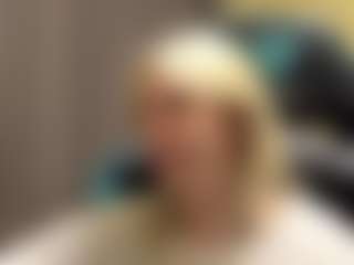 Kira's Live Sex Cam Show