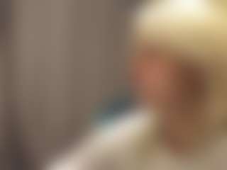 CaroleeOverall's Live Sex Cam Show