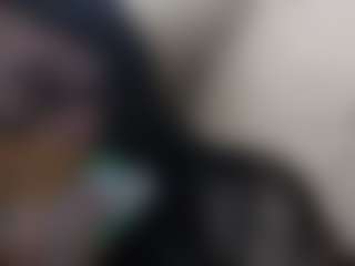 Live cam show with CharlieKwaterski - Average on Taboo Cams XXX