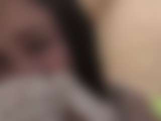 Live cam show with CharlieKwaterski - Green Eyes on TeamSkeetLive