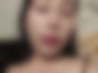 Live cam show with CharlieKwaterski - Young Adult on Dolls Live
