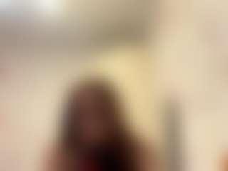 Show en direct avec CristieGordils - Small Tits Brown Hair sur Camsoda