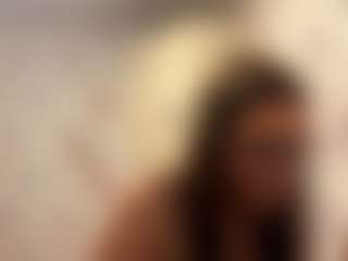 Live cam show with CristieGordils - Thin on Gym Cam Girls
