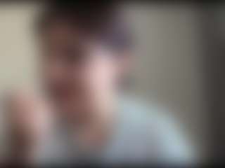 Julia's Live Sex Cam Show