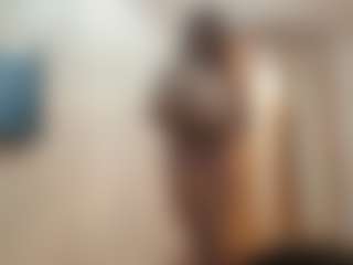 Live cam show with Julia - Joi on Camsoda