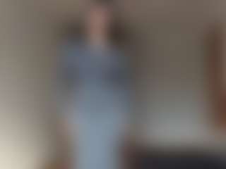 Julia's Live Sex Cam Show