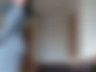 Julia's Live Sex Cam Show