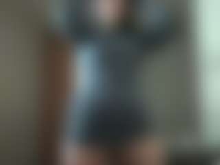 Julia's Live Sex Cam Show