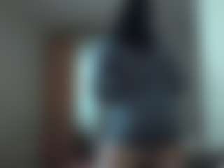 Julia's Live Sex Cam Show