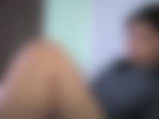 Julia's Live Sex Cam Show