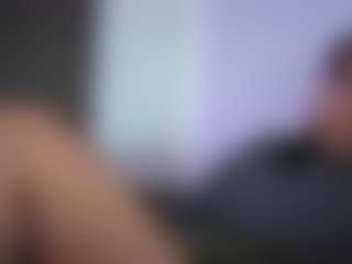 Julia's Live Sex Cam Show