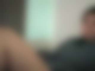 Julia's Live Sex Cam Show