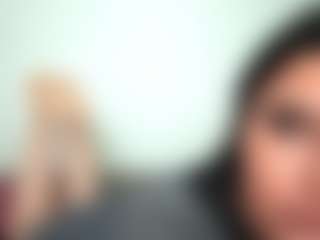 Julia's Live Sex Cam Show