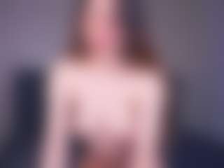 DollyVanschaick's Live Sex Cam Show