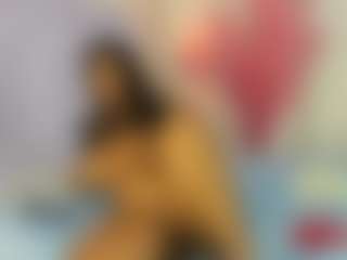 Live cam show with Elove247 - New Big Tits on Camming Site