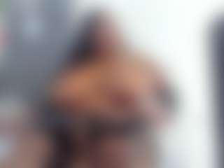 EmiHugeTits's Live Sex Cam Show