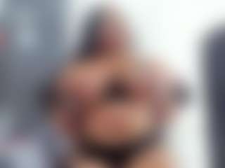EmiHugeTits's Live Sex Cam Show