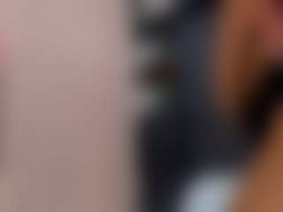 EmiHugeTits's Live Sex Cam Show