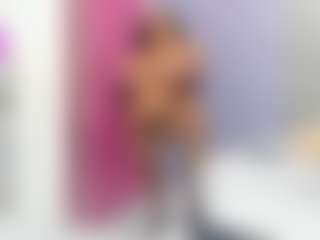 EmiHugeTits's Live Sex Cam Show