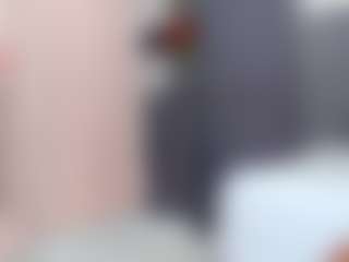 Live cam show with EmiHugeTits - Middle Aged on EXY