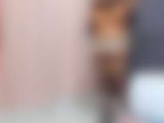 EmiHugeTits's Live Sex Cam Show