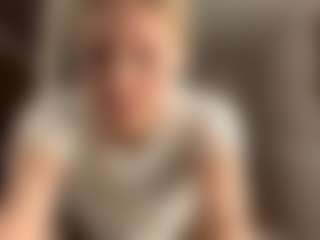 GenieHeartz's Live Sex Cam Show